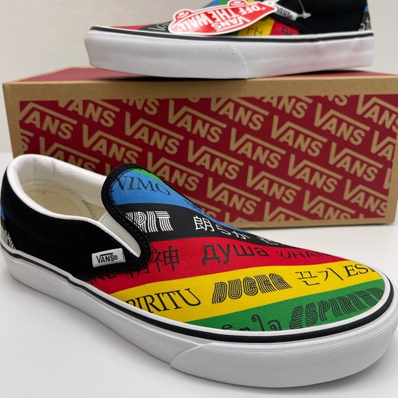 Vans Men’s Classic Slip-On (Vans
Spirit)Multi/True White Sneakers
VN0A4U38WK2 - Picture 15 of 16